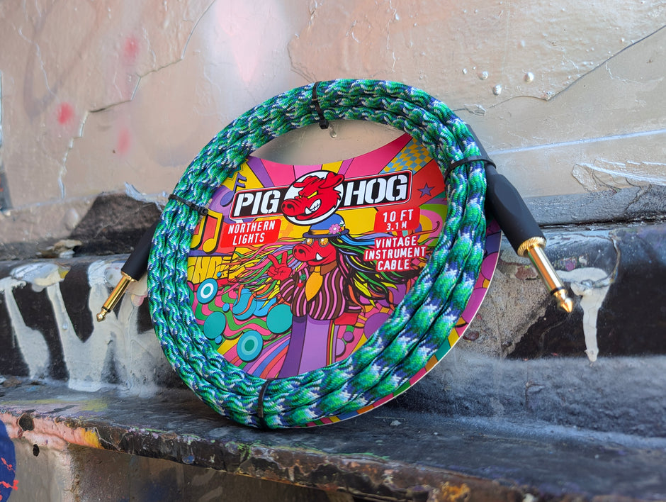 Pig Hog "Northern Lights" Instrument Cable, 10ft Right Angle