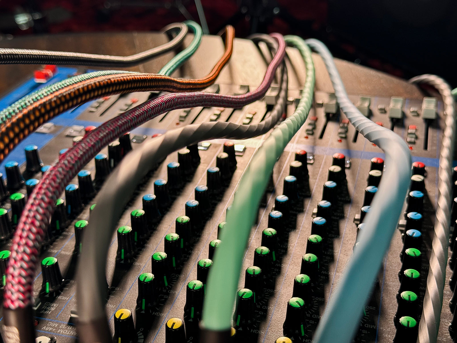 Pig Hog Hex Series Mic Cable, 10ft - Daphne Blue