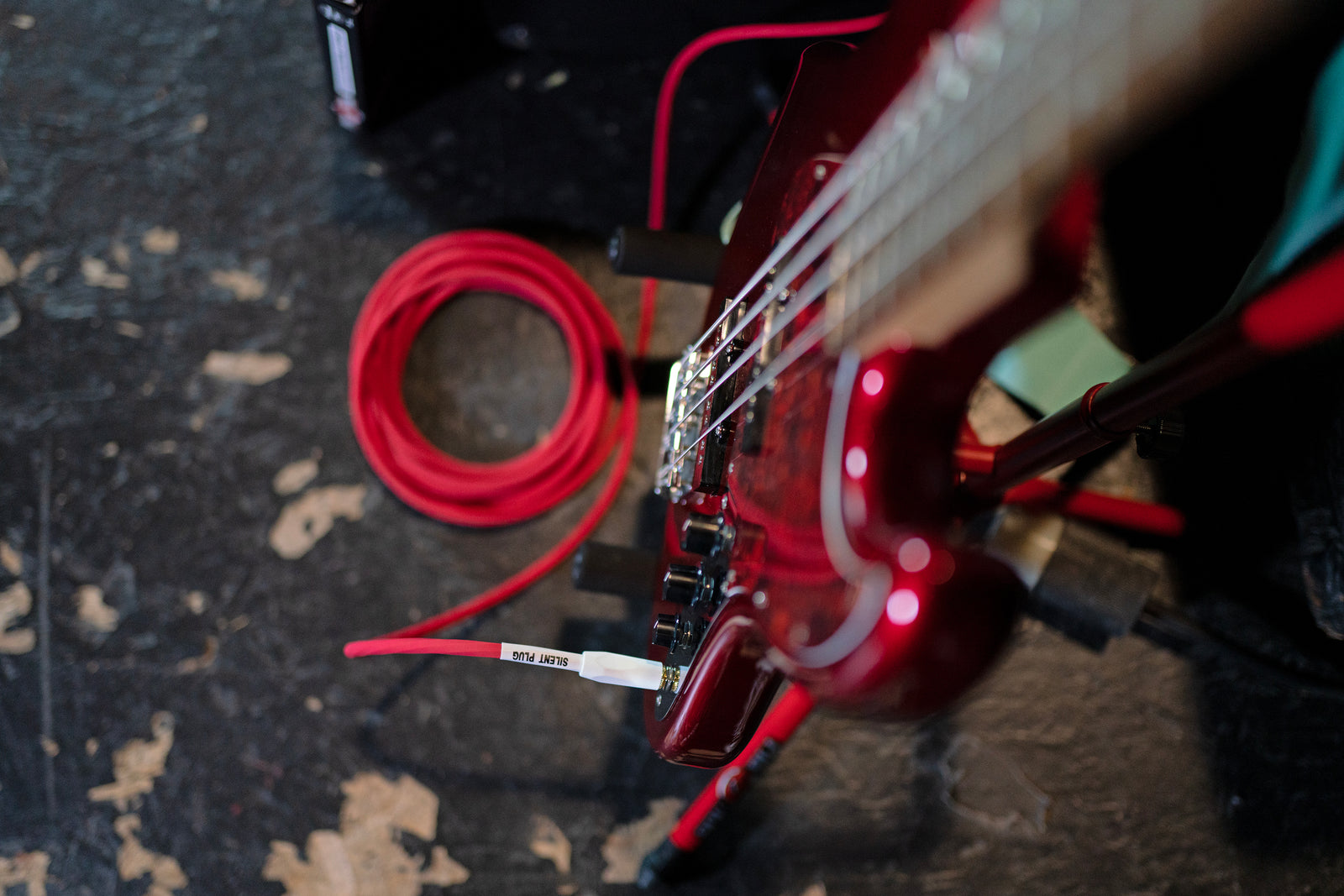Hex Series Silent Cable 18.6 ft Candy Apple Red