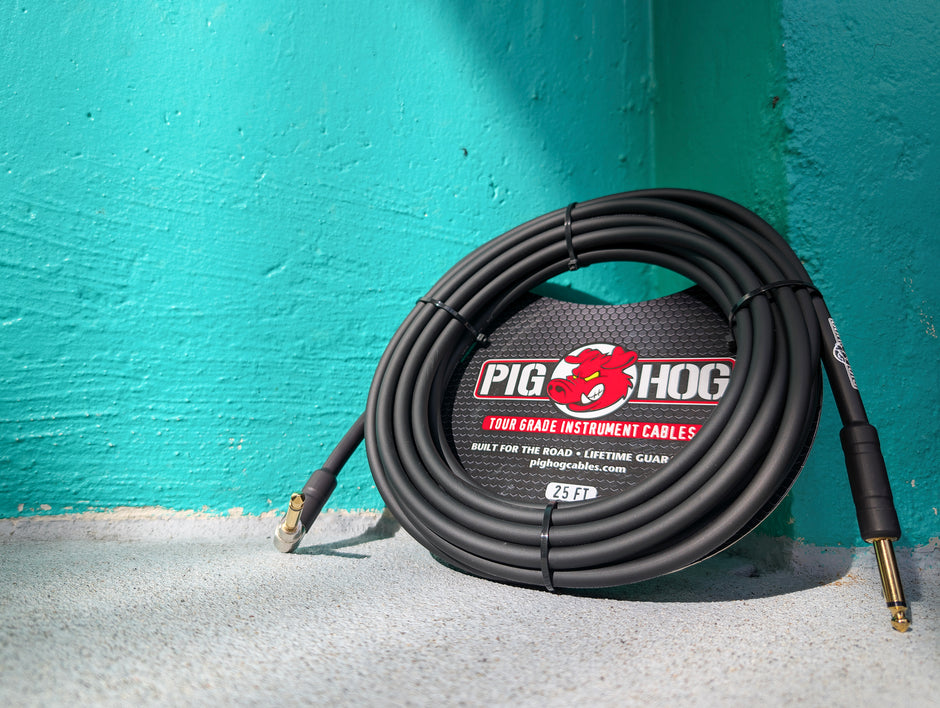 Pig Hog 25ft 1/4" - 1/4" Right Angle 8mm Inst. Cable