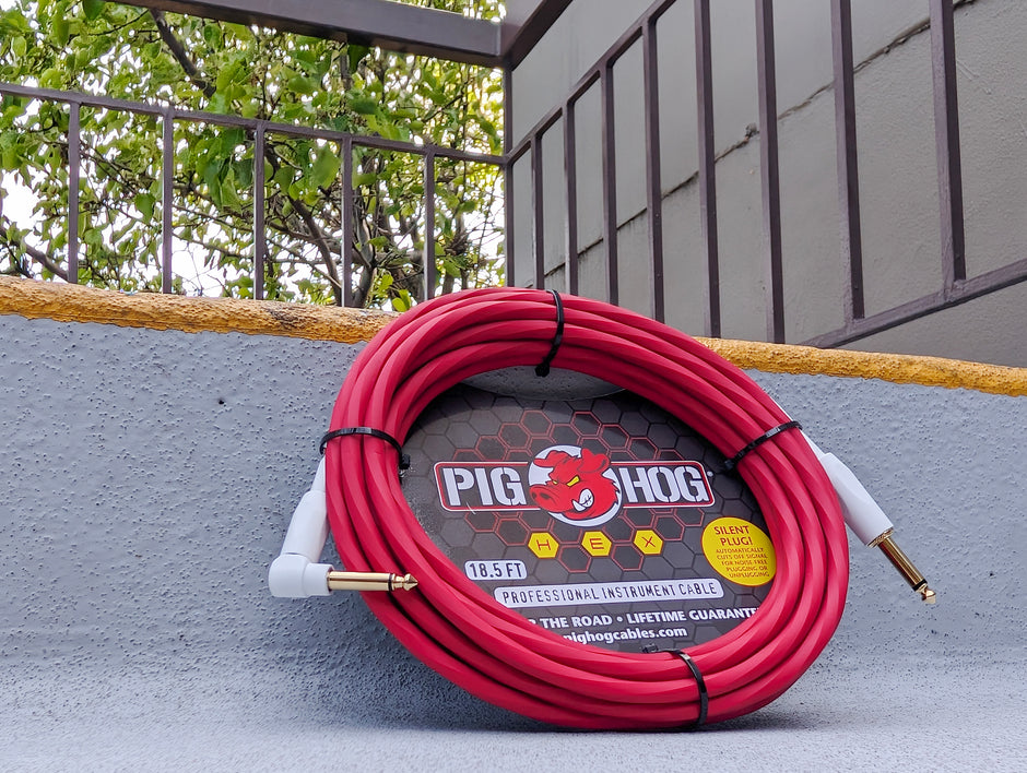 Hex Series Silent Cable 10 ft Candy Apple Red, Right Angle