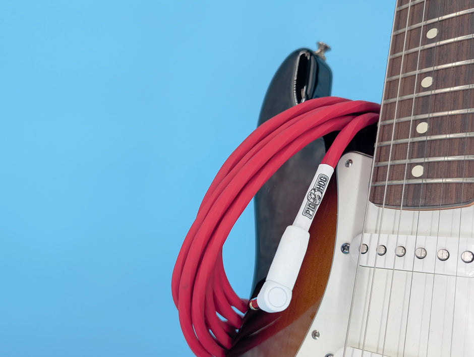 Hex Series Silent Cable 18.6 ft Candy Apple Red, Right Angle