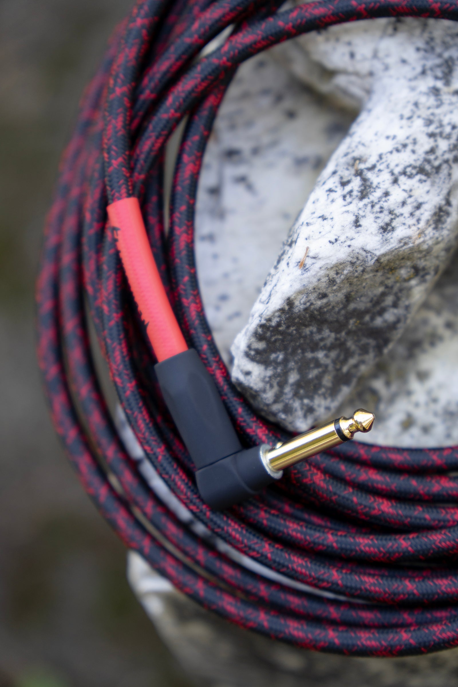 Wednesday 13 Artist Series Instrument Silent R-Angle Cable 20ft
