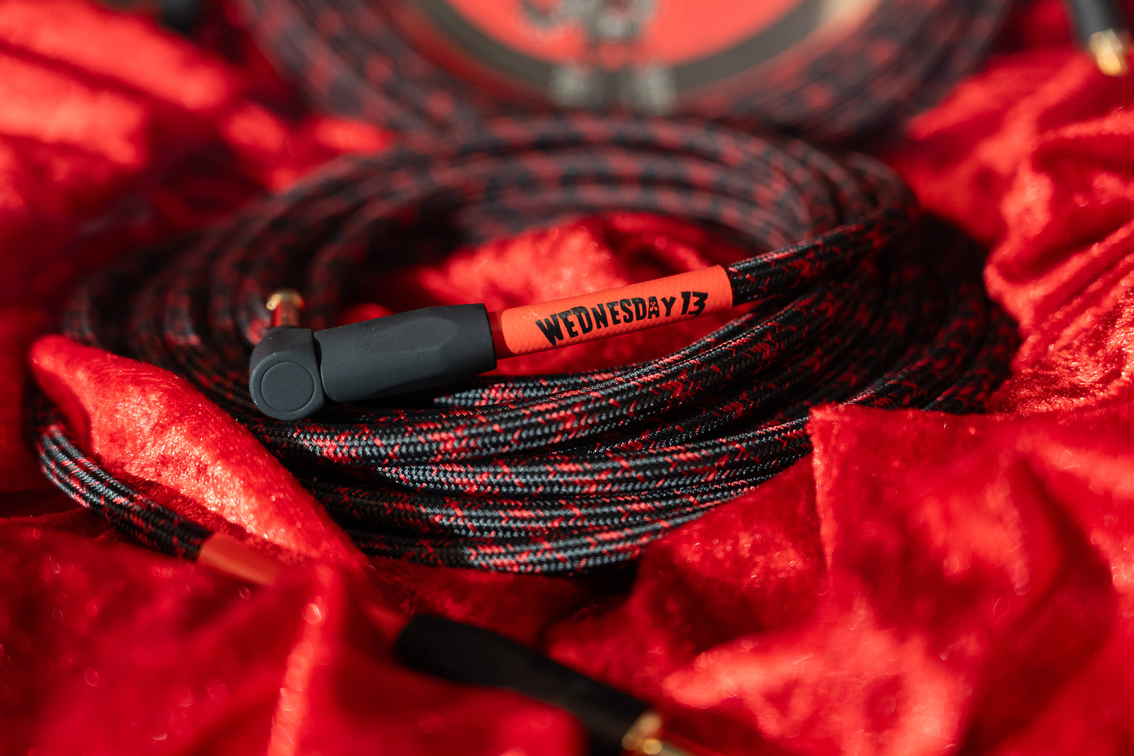 Wednesday 13 Artist Series Instrument Silent R-Angle Cable 20ft
