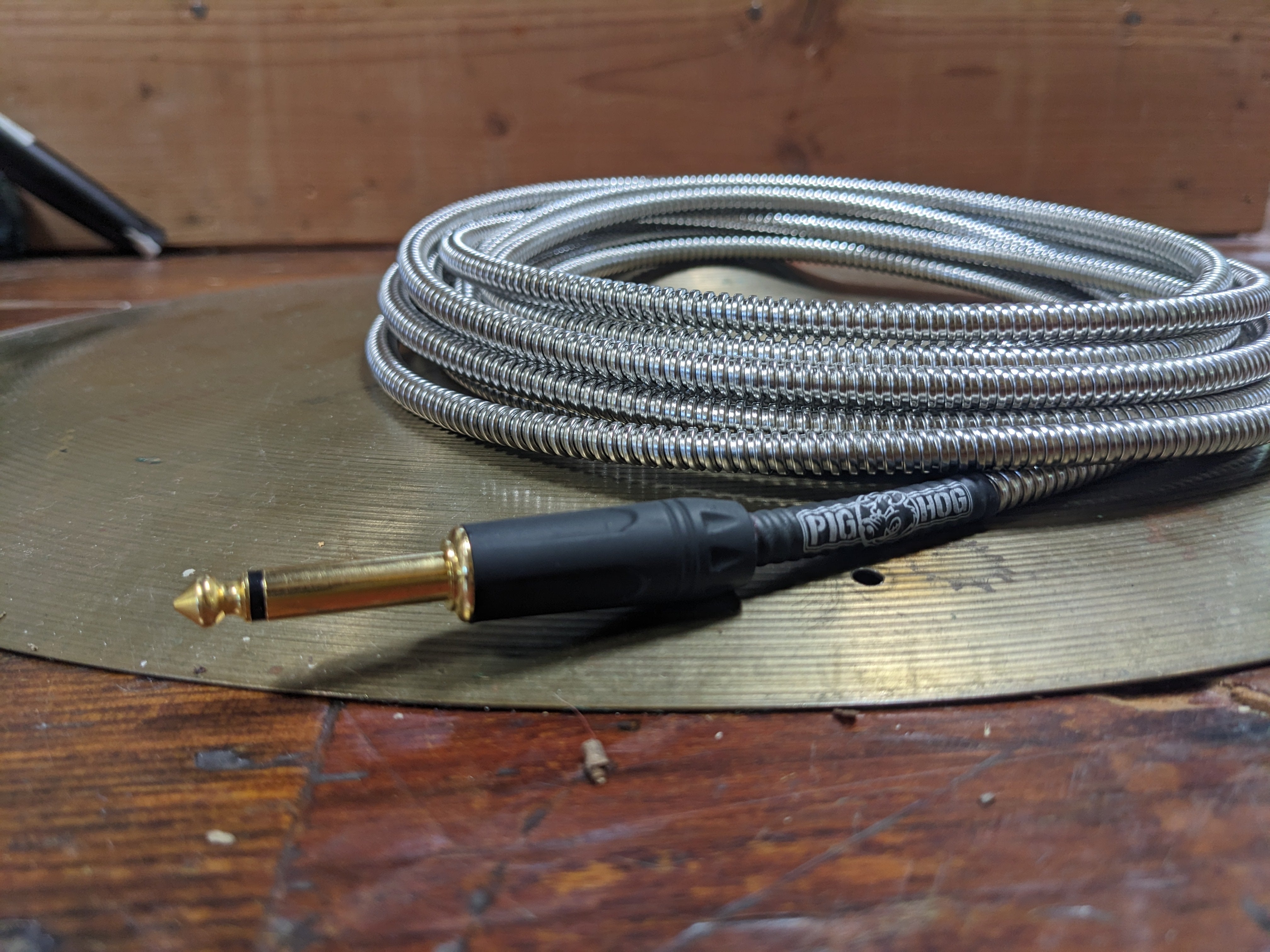 Pig Hog "Armor Clad" Instrument Cable, 10ft Right Angle