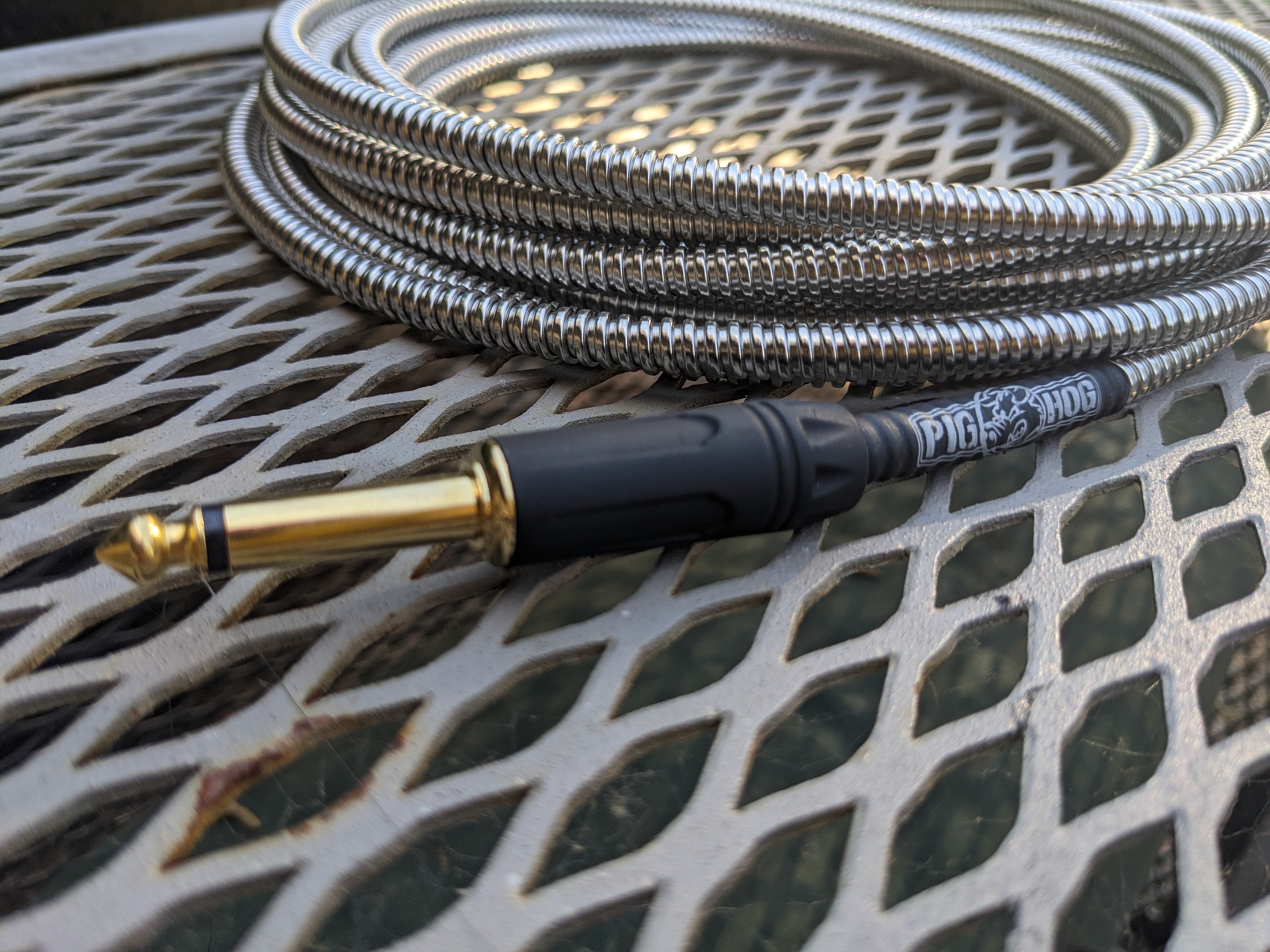 Pig Hog "Armor Clad" Instrument Cable, 20ft Right Angle