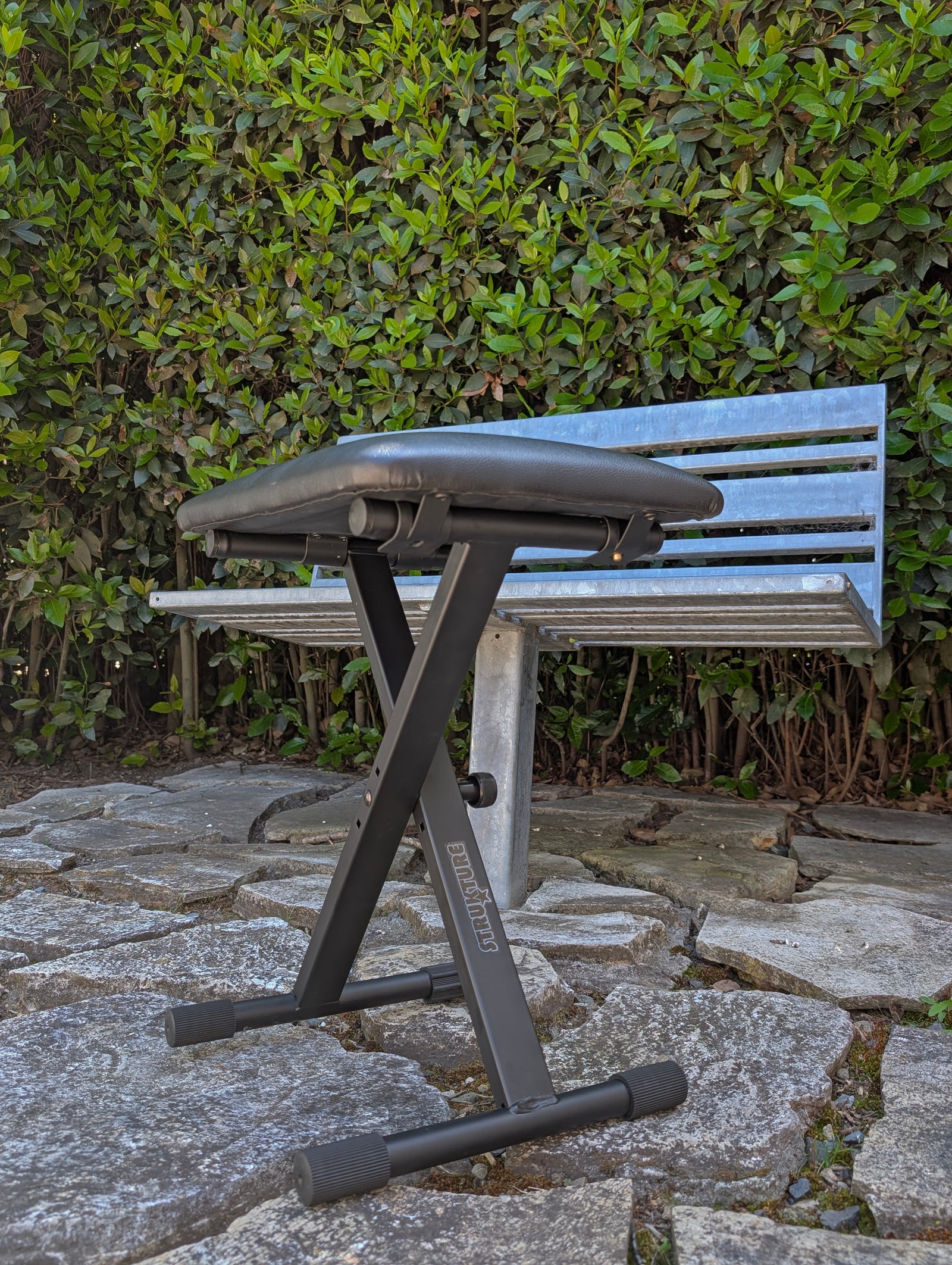 Strukture Economy Keyboard Bench