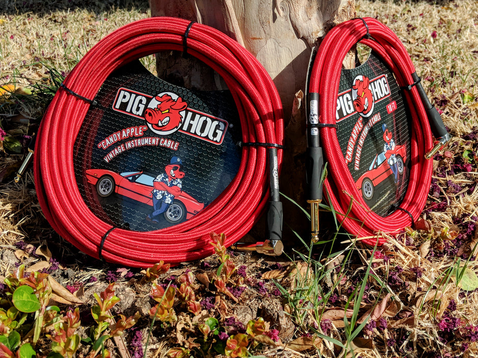 Pig Hog "Candy Apple Red" Instrument Cable, 20ft. Right Angle