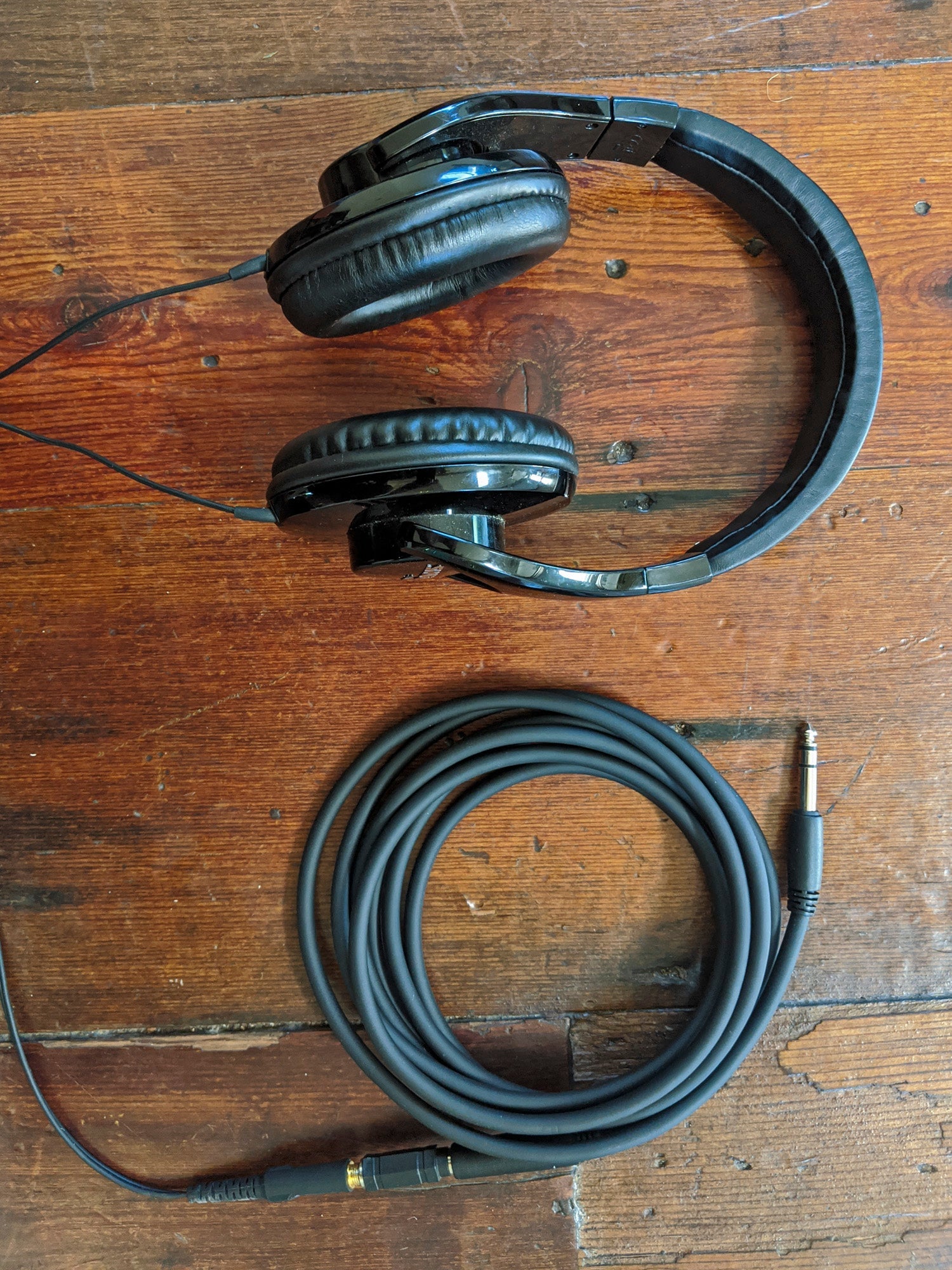 Pig Hog Solutions - 10ft Headphone Extension Cable, 1/4